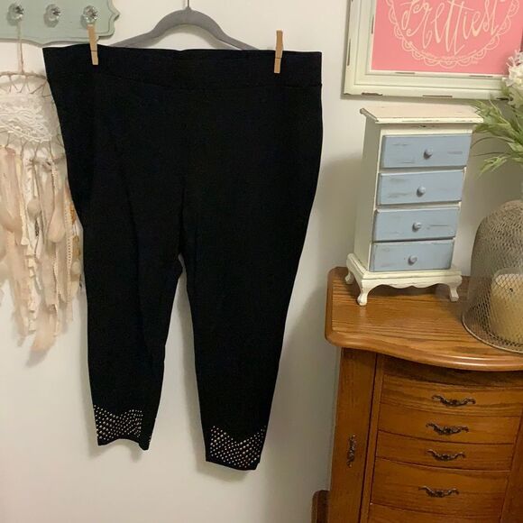 Avenue pull on blacks pants with gold details 18/20 - Picture 1 of 3
